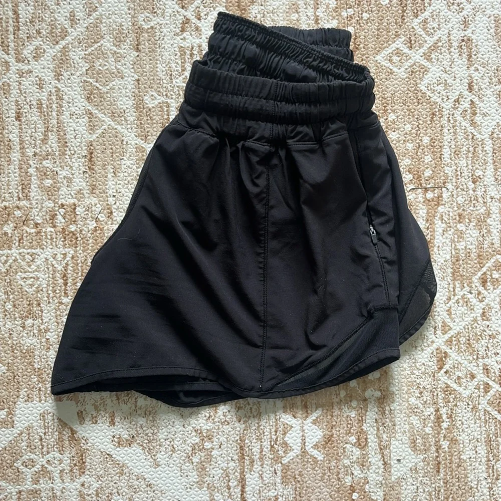 LULULEMON RUN SWIFT SHORTS - Picture 4 of 4